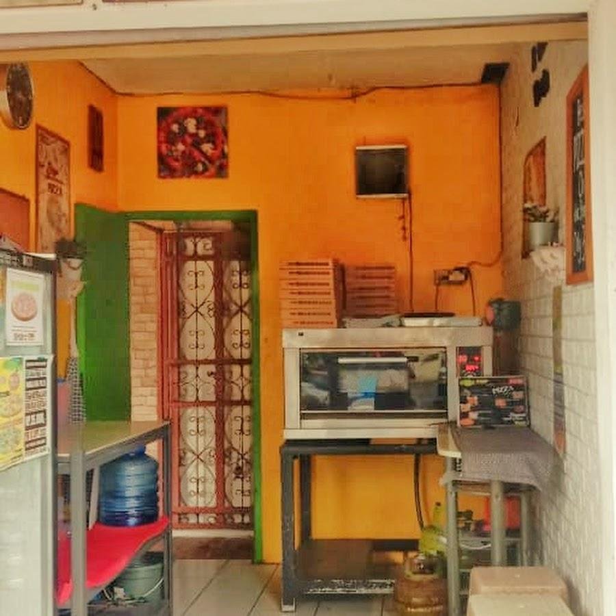 Et Veteran Pizza Ulujami Raya