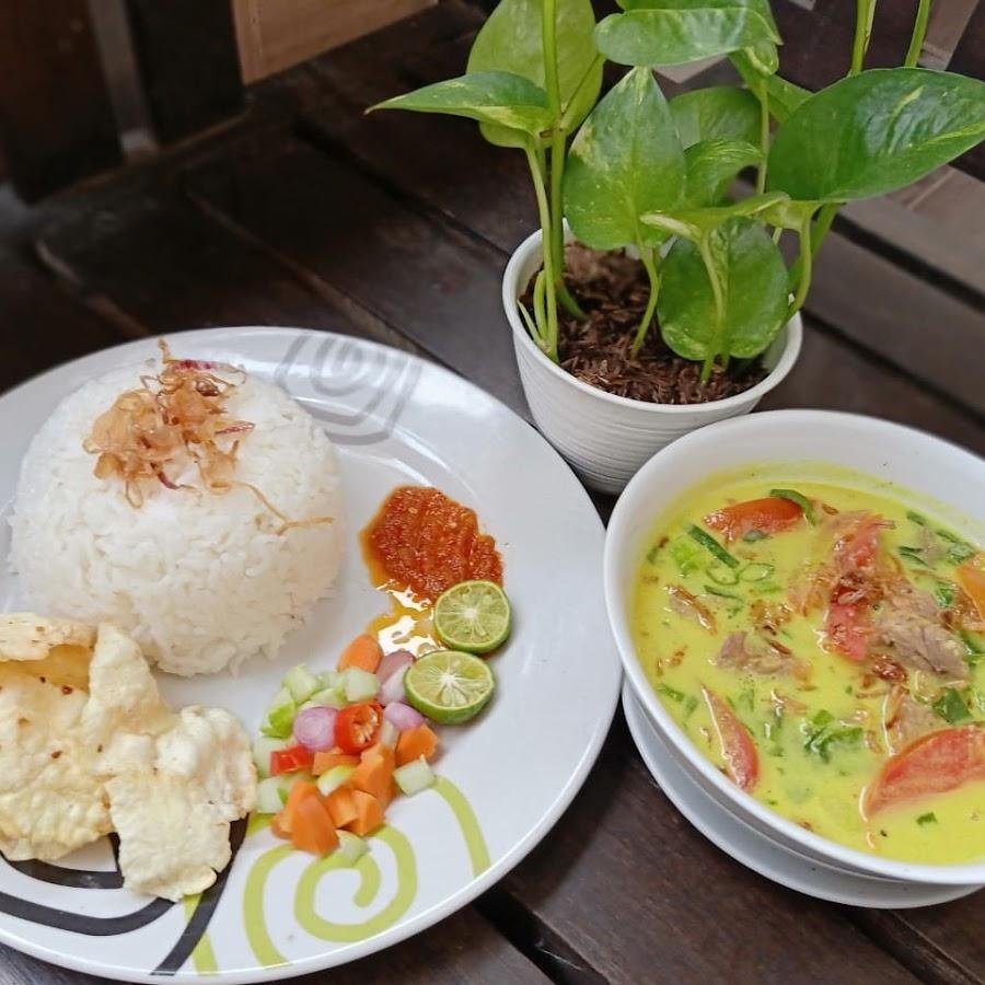 Sop Iga Khas Betawi Mpo Aas, Kemang