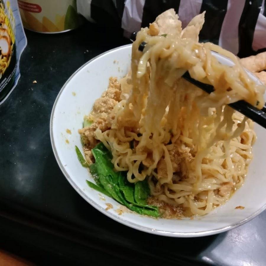 Bakso Dorr Spesial Bakso Urat & Mie Ayam, Ambarbinangun