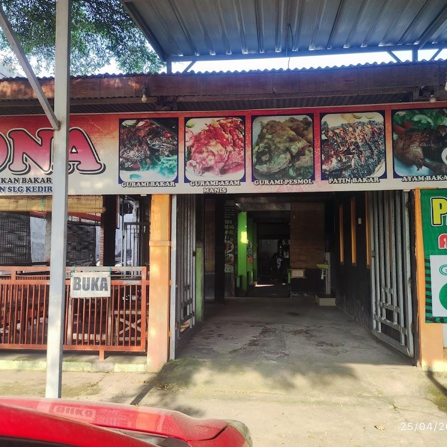 Warung Rona, Simpang Lima Gumol Kediri