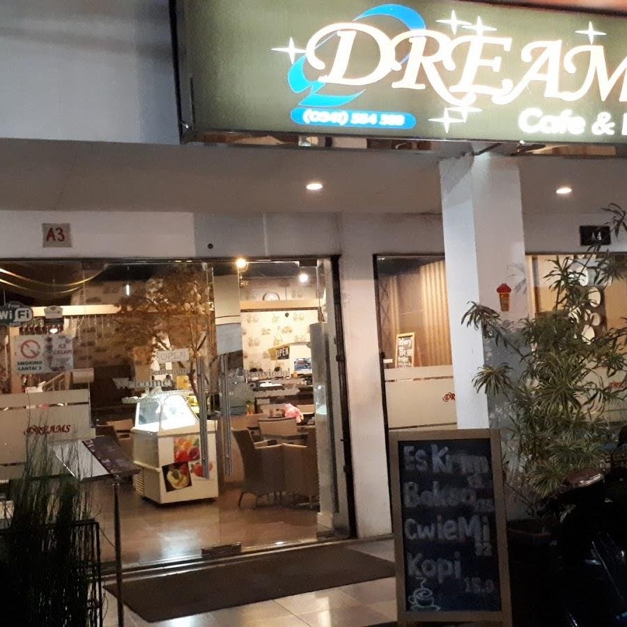 Dreams Cafe and Resto, Malang