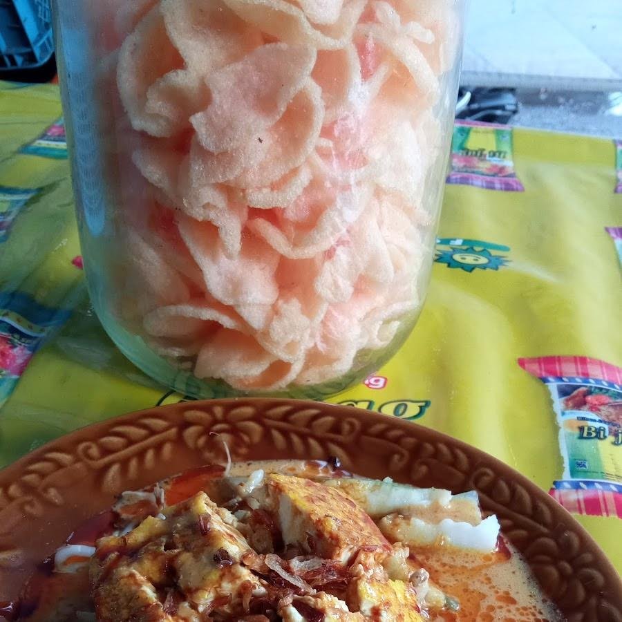 Nasi Kuning Kupat Tahu Lontong Kari Ibu Siti, Sulaksana