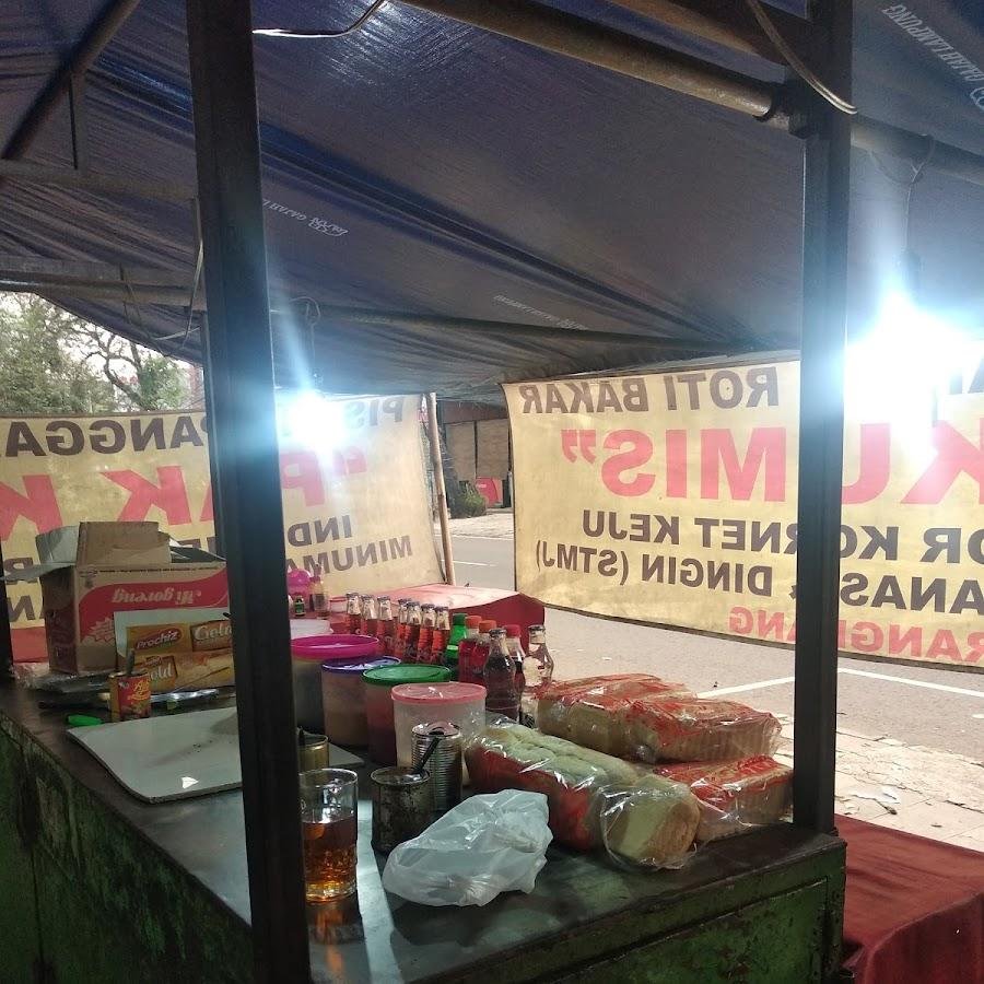 Pisang Panggang Dan Roti Bakar Pak Kumis, Burangrang