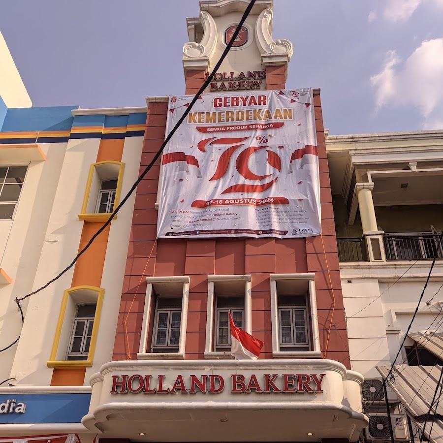 Holland Bakery, Bintaro Kesehatan