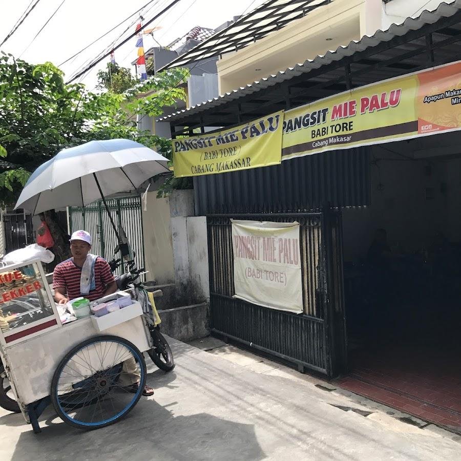 Pangsit Mie Palu, Kelapa Gading