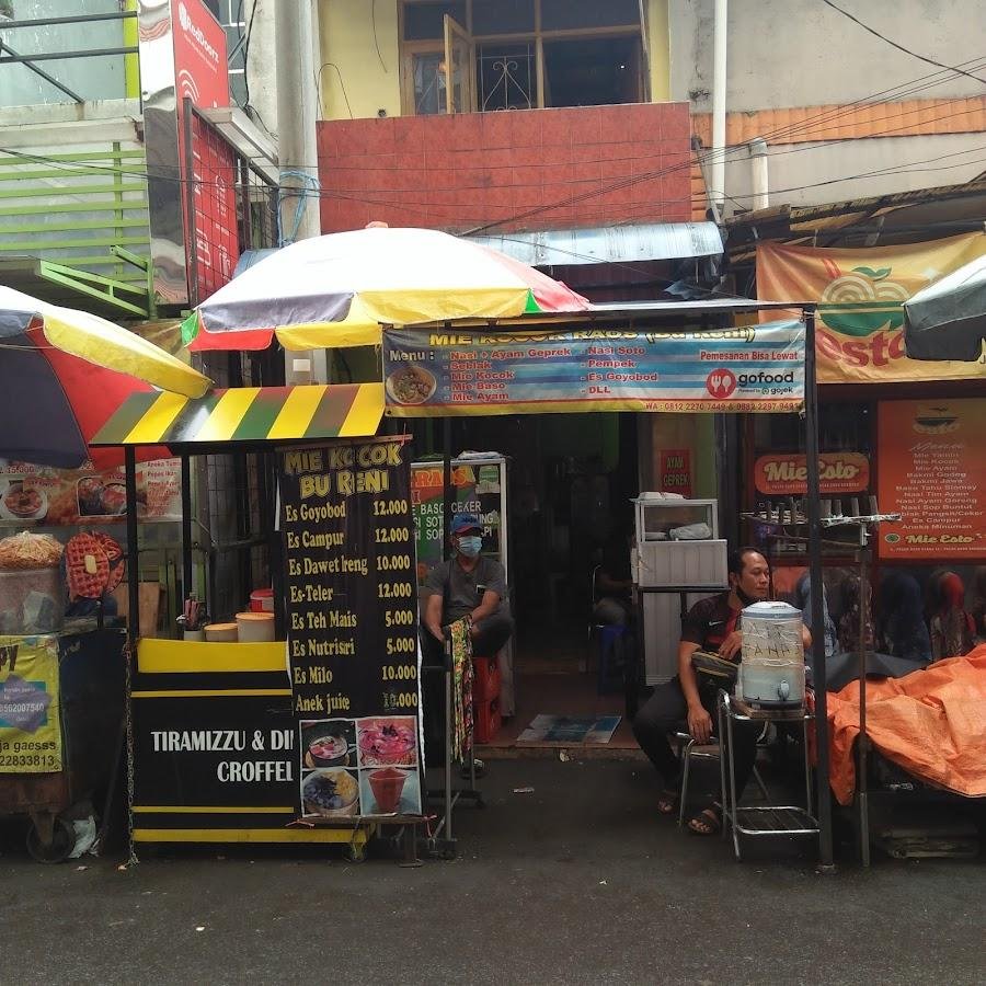 Mie Kocok Raos Bu Reni, Pasar Utara