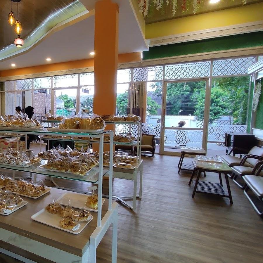 Java Zest, Adi Sucipto