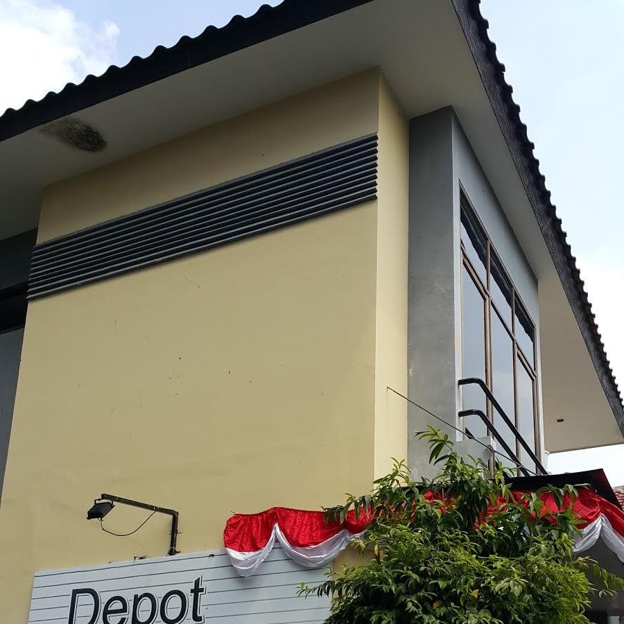 Depot Anda, Simpang Darmo Permai