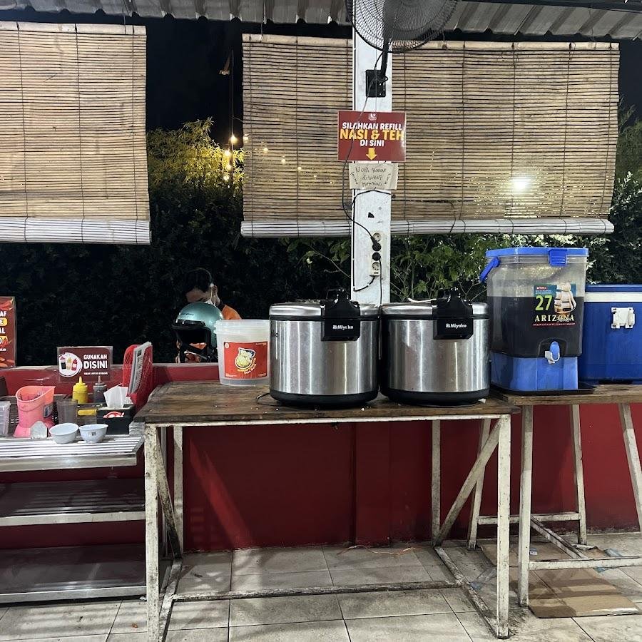 PREKSU (Ayam Geprek & Susu), Seturan