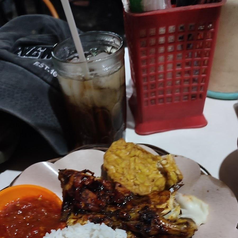 Ayam Bakar Khumaira, Meruya