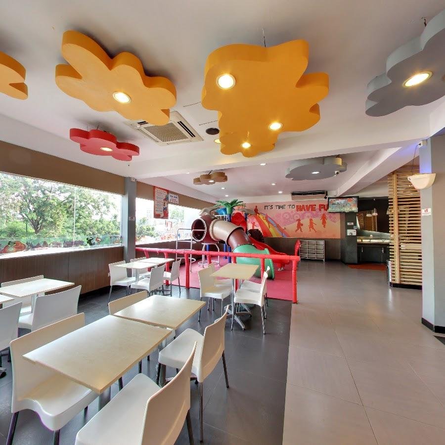 KFC, Taman Semanan Indah