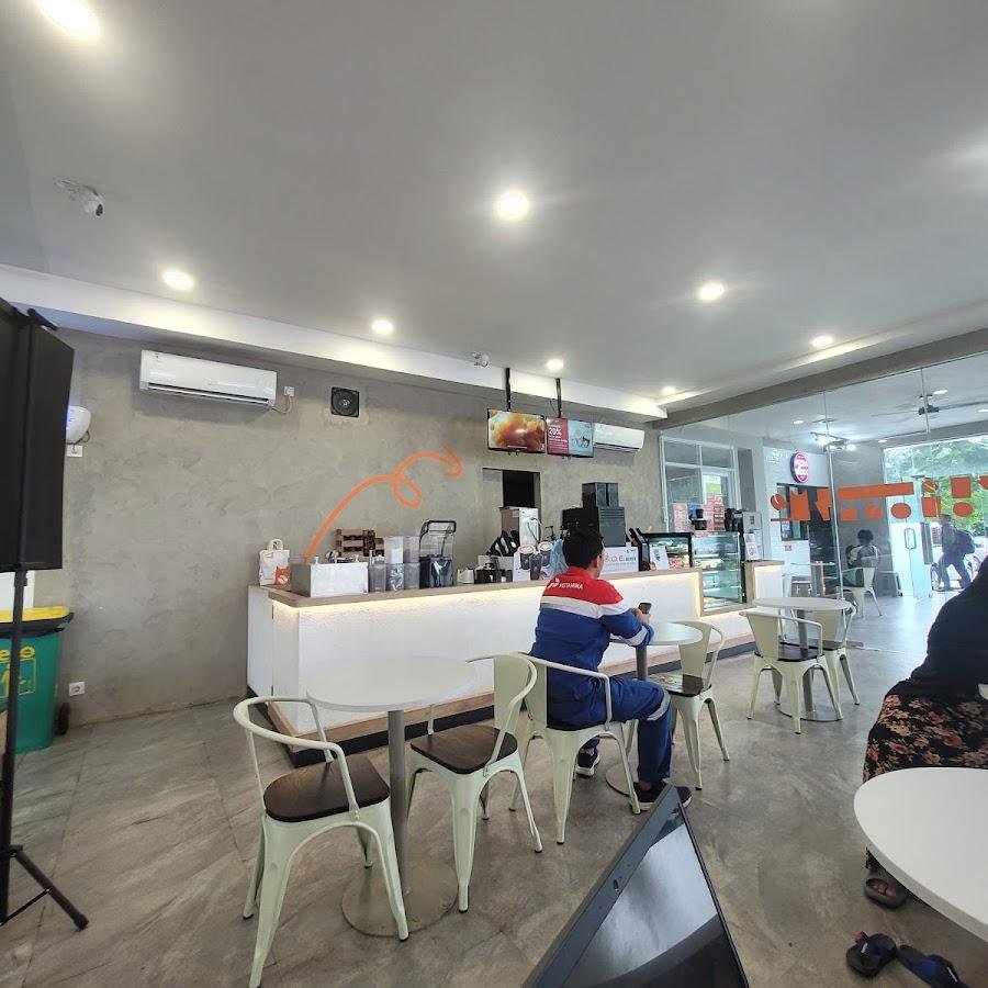 TOMORO COFFEE, SPBU Lenteng Agung