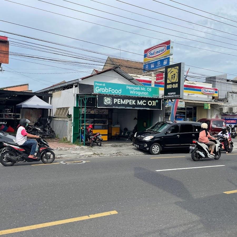Pempek Mc. Oji, Taman Siswa