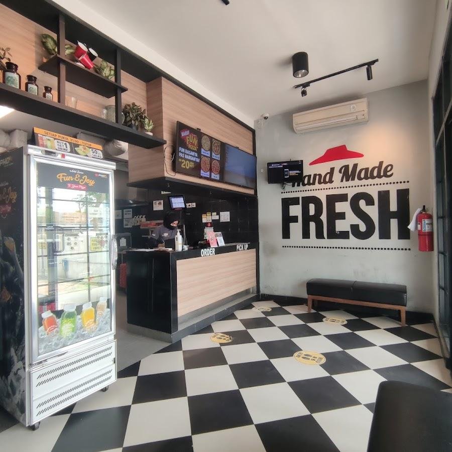 Pizza Hut Delivery - PHD, Sukun Malang