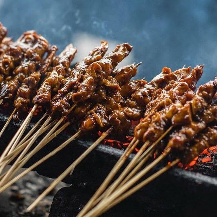 Sate Ayam Madura Cak Barok, Logam