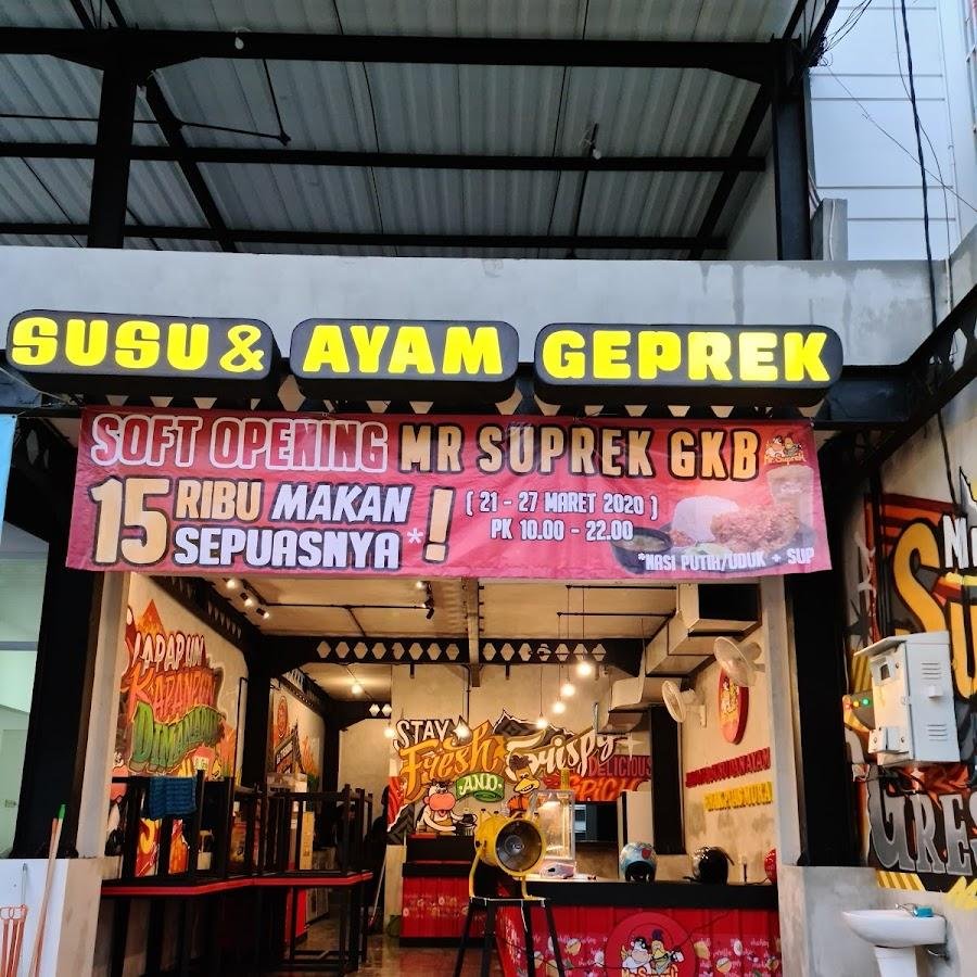 Ayam Geprek Mr Suprek, Gresik