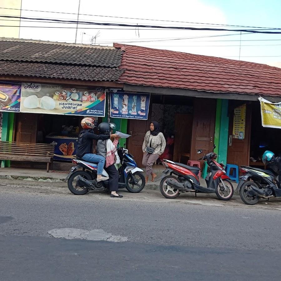 Bakso Mie Ayam Mas Ekko Dan Es Teh Jumbo Hepii, Gunung Kawi 4