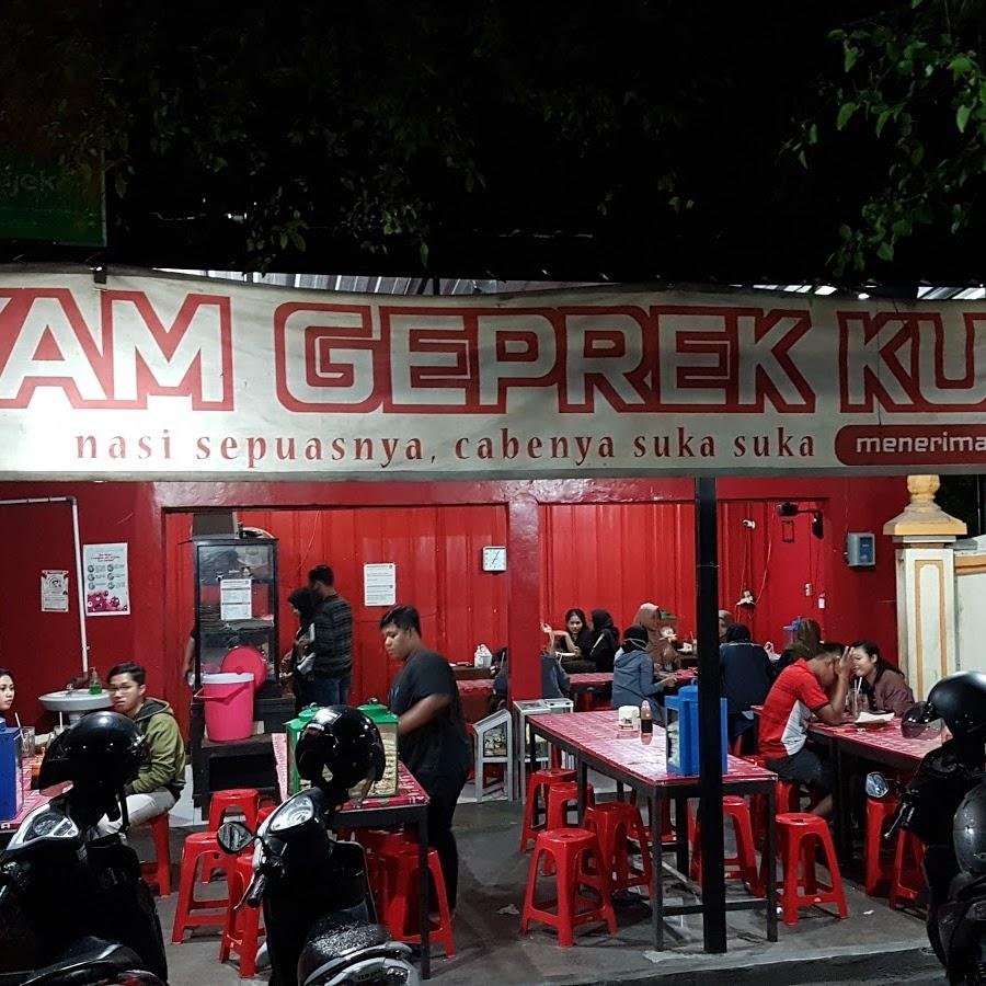 Ayam Geprek Kumlot, Kartika Ngoresan