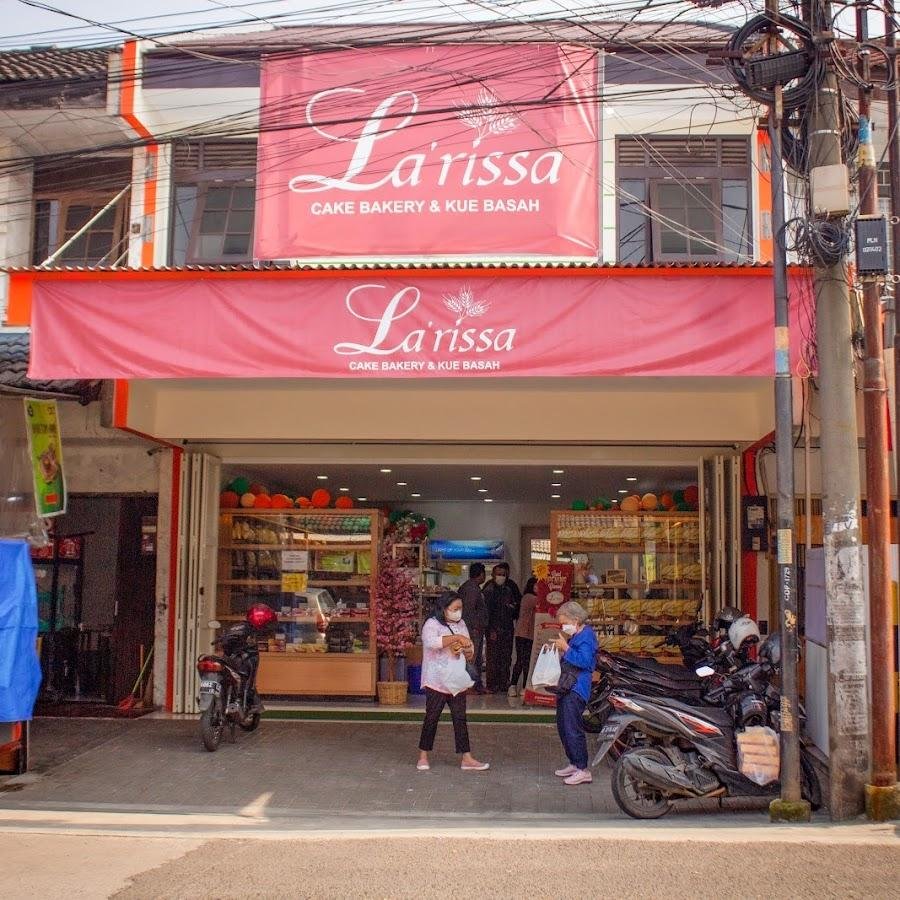 Larissa Bakery Kurdi, Hj Kurdi 1
