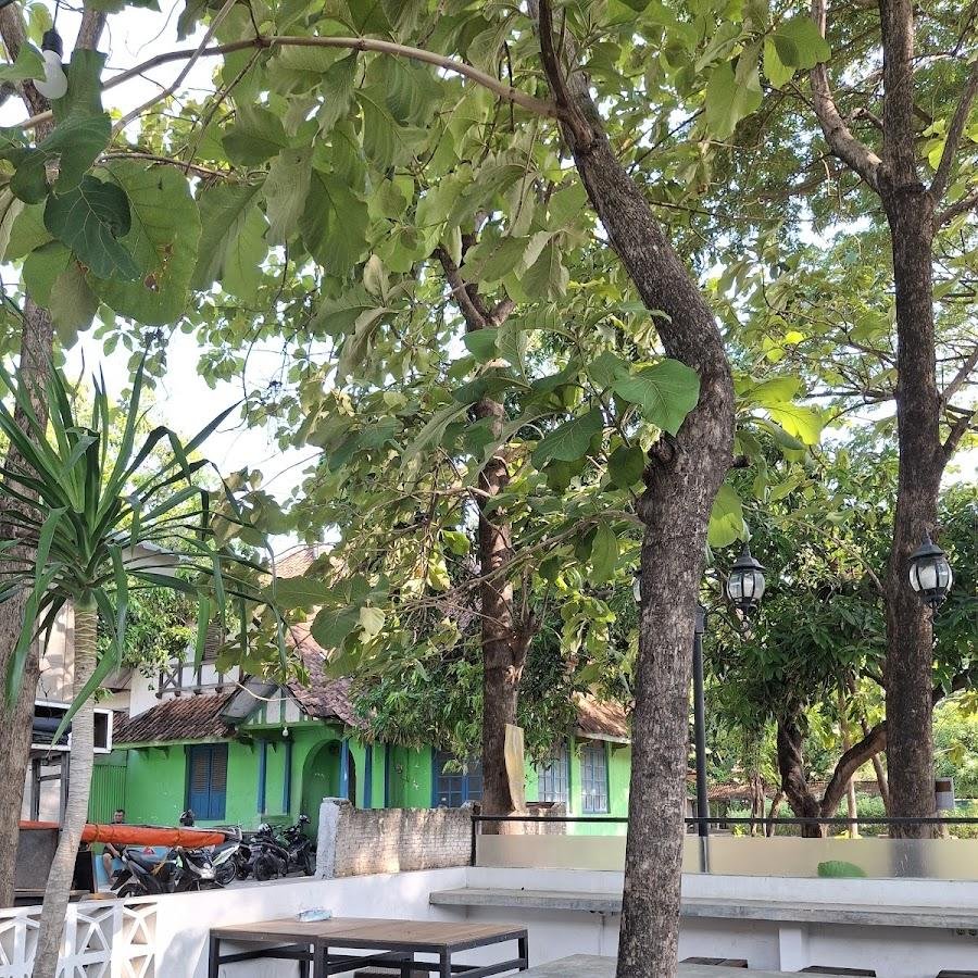WARUNG PAS NORMAL, Jl Diponegoro, Bosbow Madiun