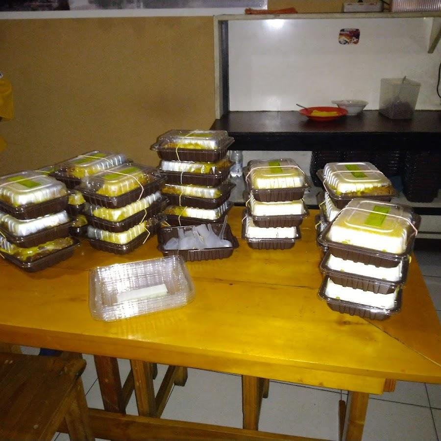Nasi Kuning Ternate Yaya, Tembalang