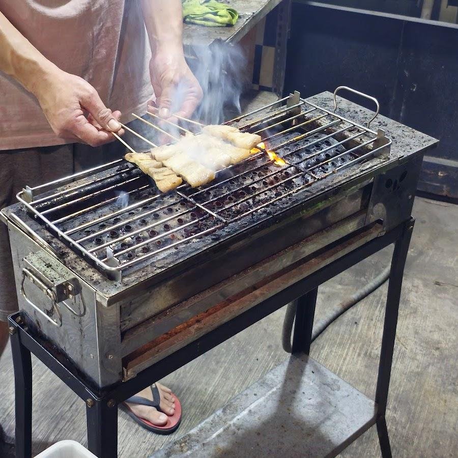 Sate Babi Roxy, Jl Ternate 16A