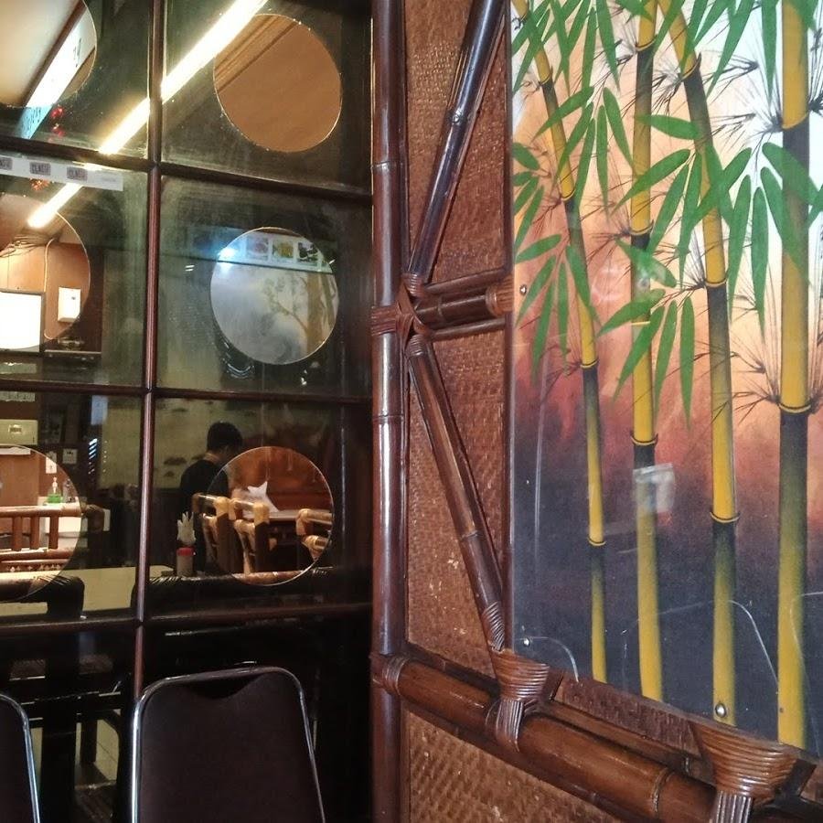 Saung Kabayan, Dr. Djunjunan
