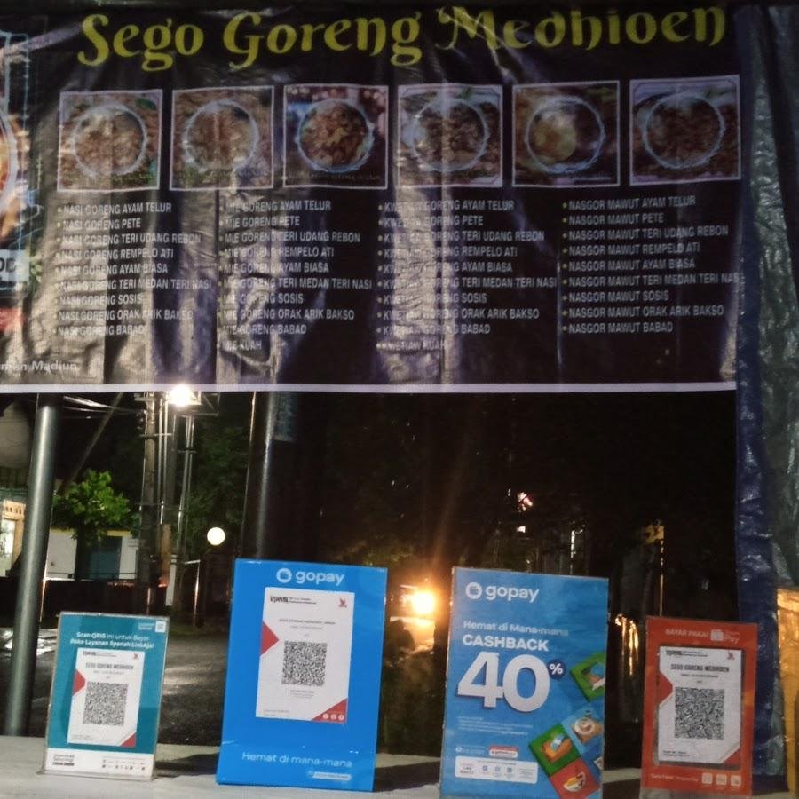 Sego Goreng Medhioen, Taman