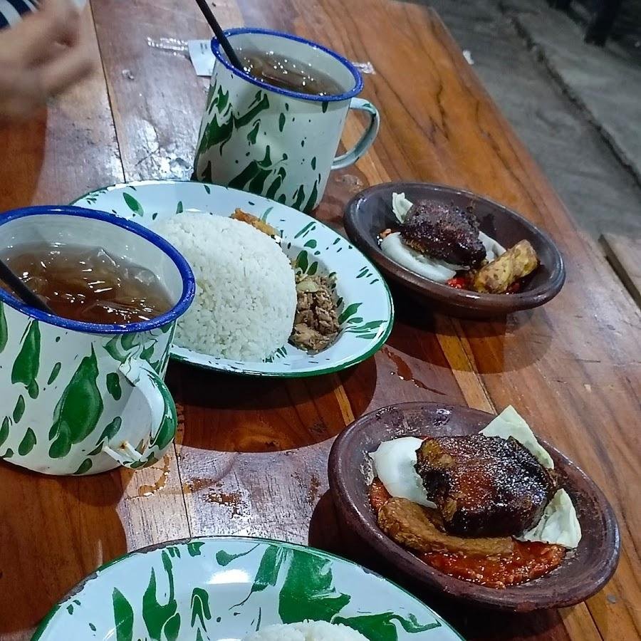 Penyetan Cak Topik, Ganting - Gedangan