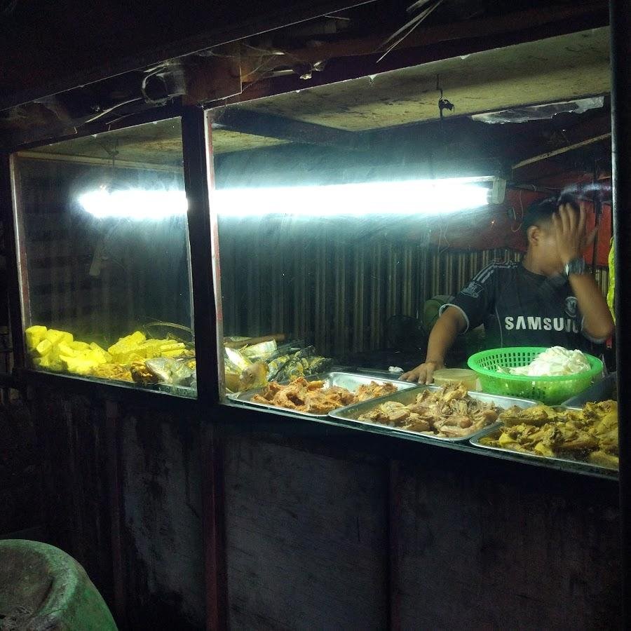 Ayam Goreng Kremes Jeng Endar, Gelong Baru Utara