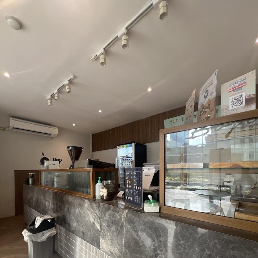Kopi Bojo, Plaza Kuningan