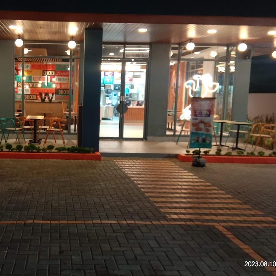 Popeyes Chicken, Bintaro Emerald