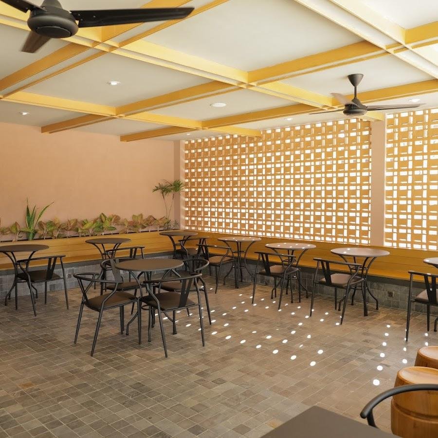 Starbucks, Ahmad Yani Padang