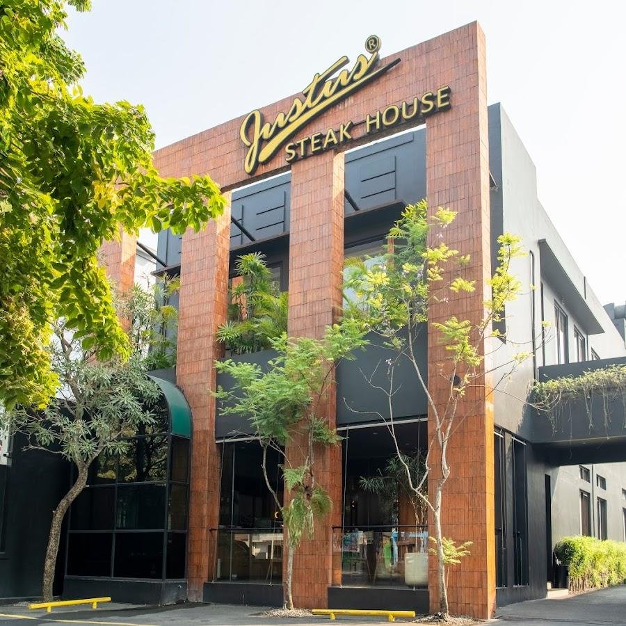 Justus Steak House, Buah Batu