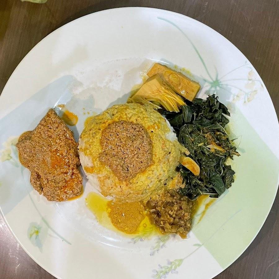 Rumah Makan Padang Nusa Indah, Dau