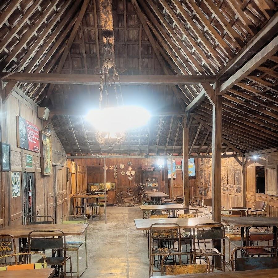 Nasgor 212, Selokan Mataram