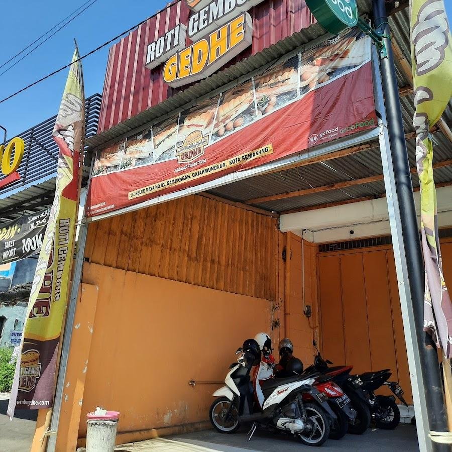 Roti Gembong Gedhe, Kelud Raya