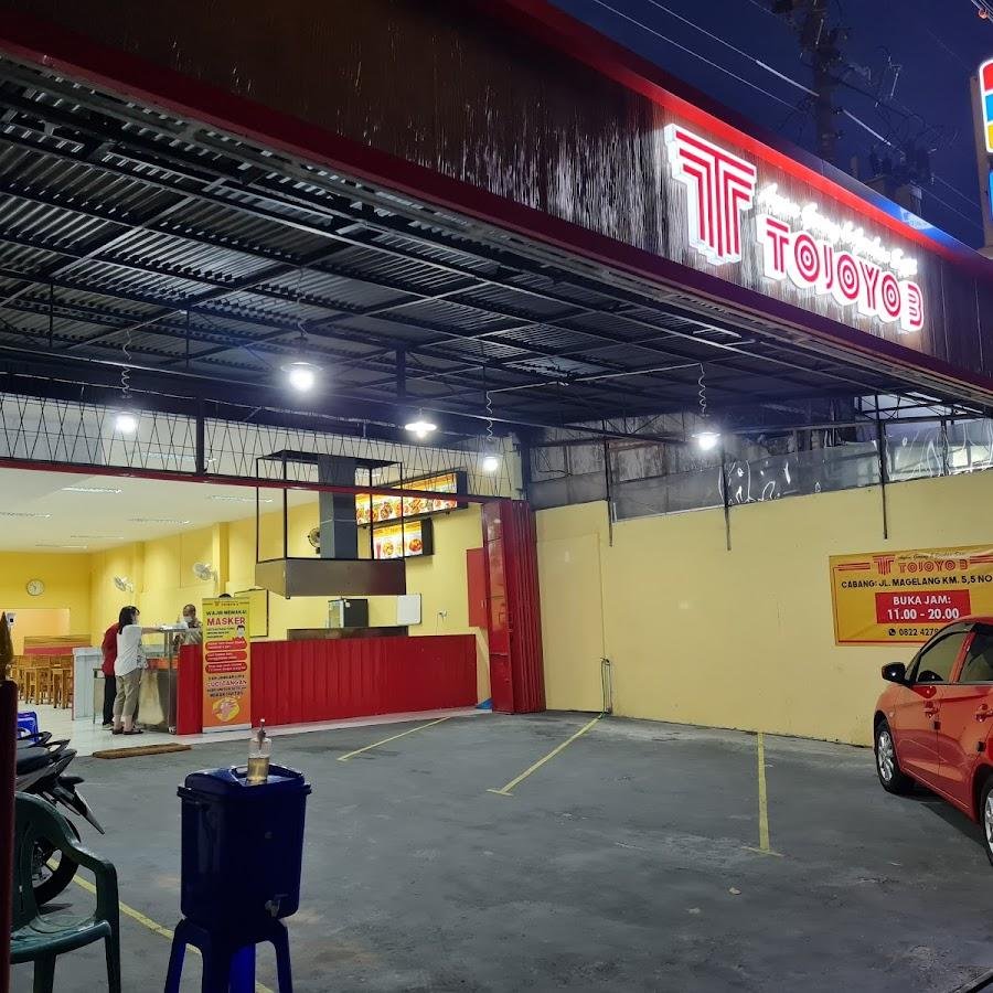 Ayam Goreng & Bebek Goreng Tojoyo 3, Jalan Magelang
