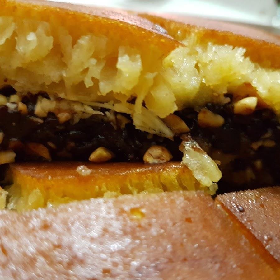 Martabak Terang Bulan Papi Yolland, Suhat