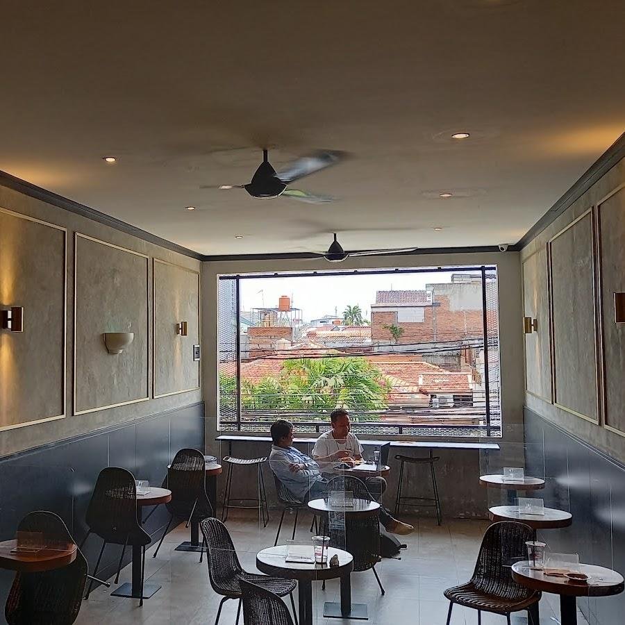 Kopi Kenangan, Ruko Jalan Tebet Raya