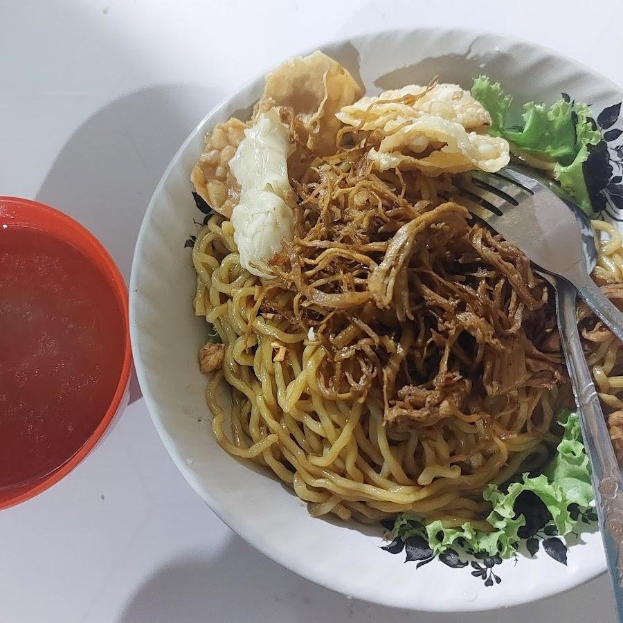 Mie Karisma, Sedati