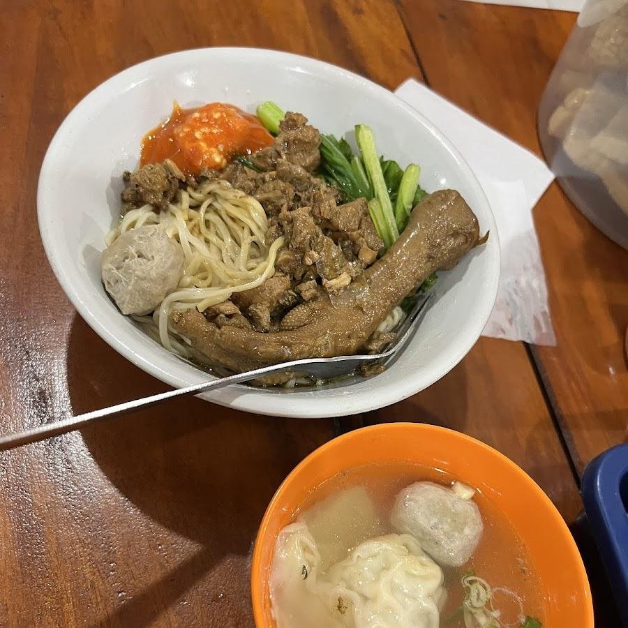 Mie Ayam Bakso Pak Mery, Jaten