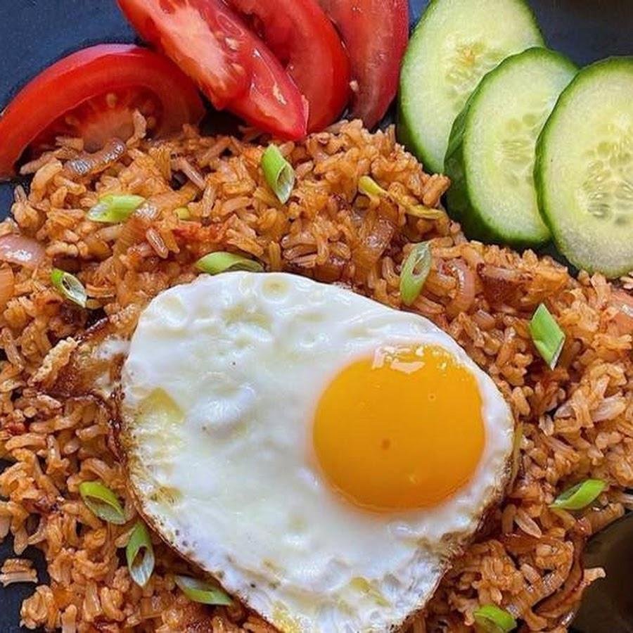 Nasi Goreng Mba Sum, Kapten Samadikun