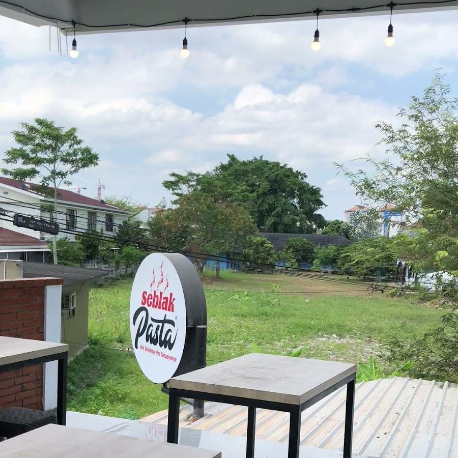 Seblak Pasta Monjali, Blunyah Gede