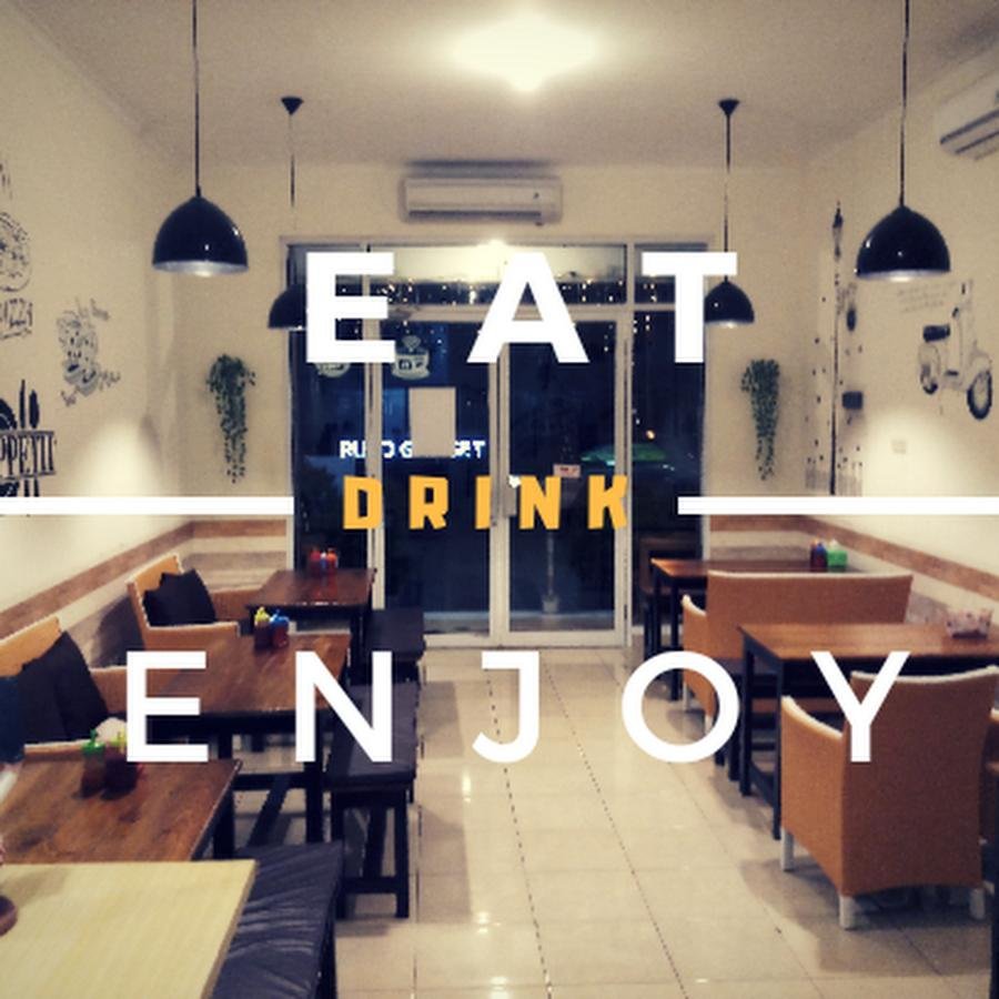 Pizza Js, Jelambar