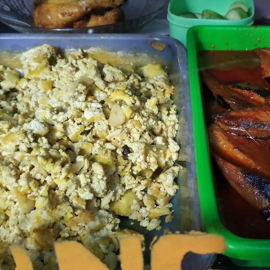 Warnas Bi Ani, Sukahaji