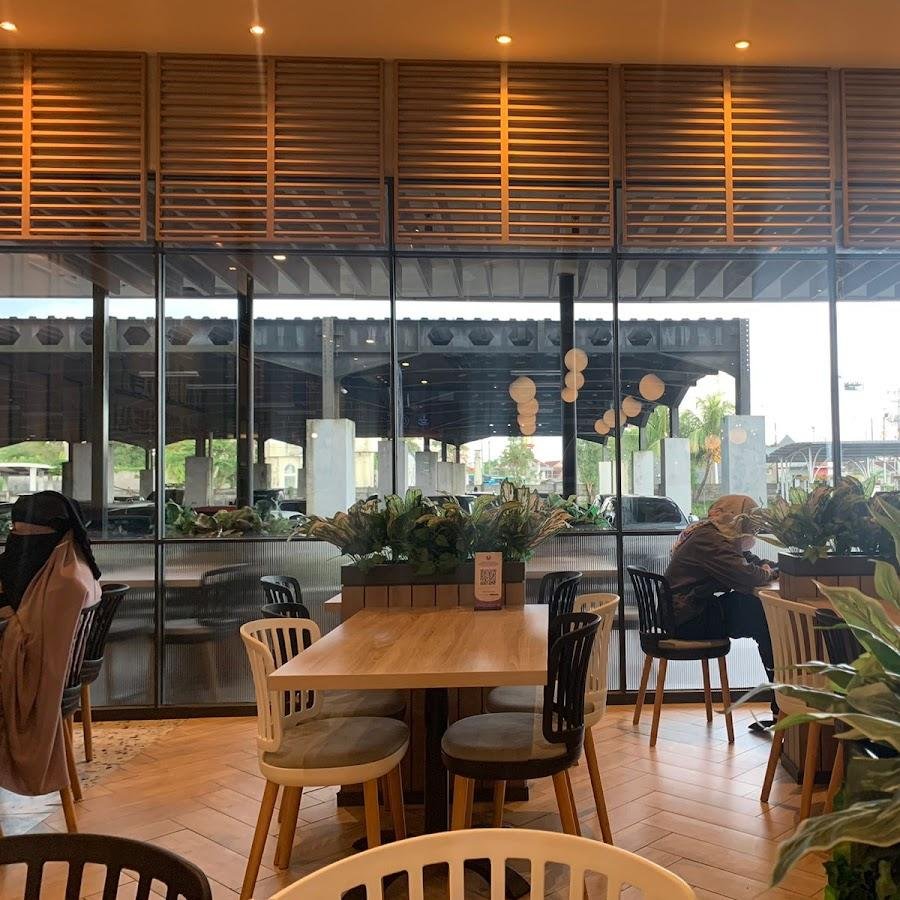 Solaria, Roxy Square Jember