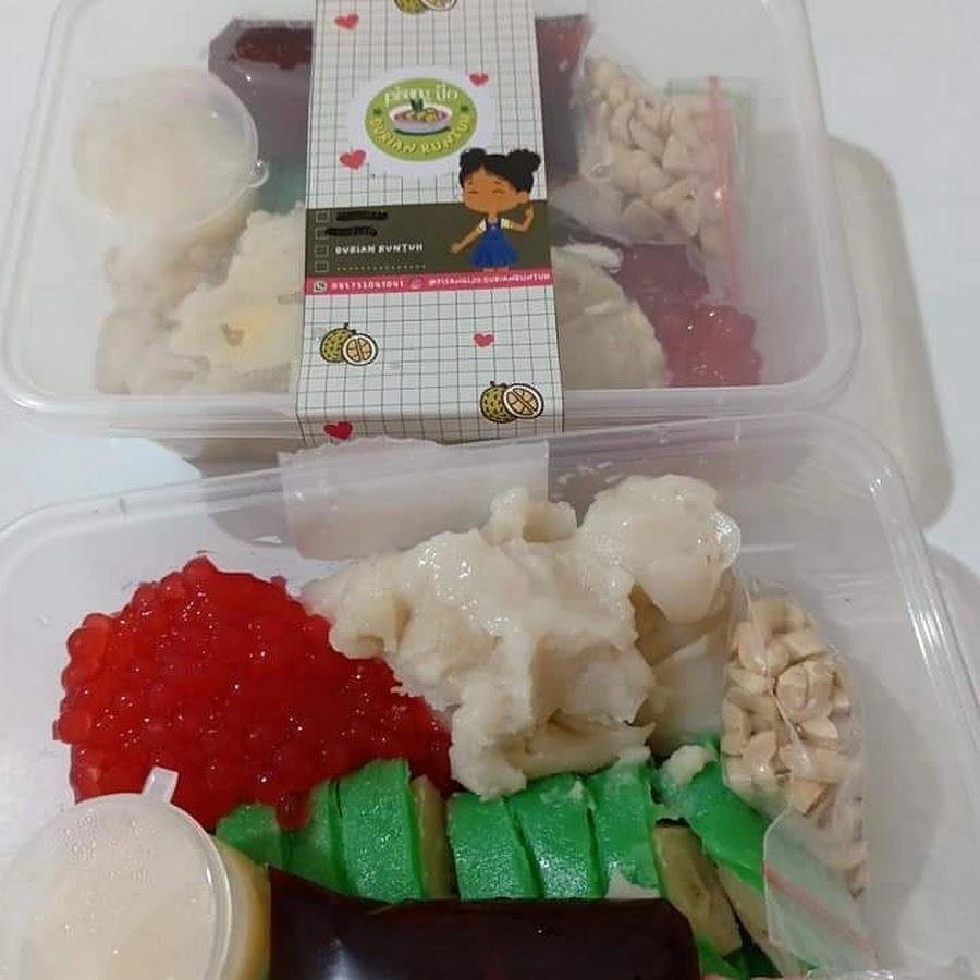 Es Pisang Ijo Durian Runtuh