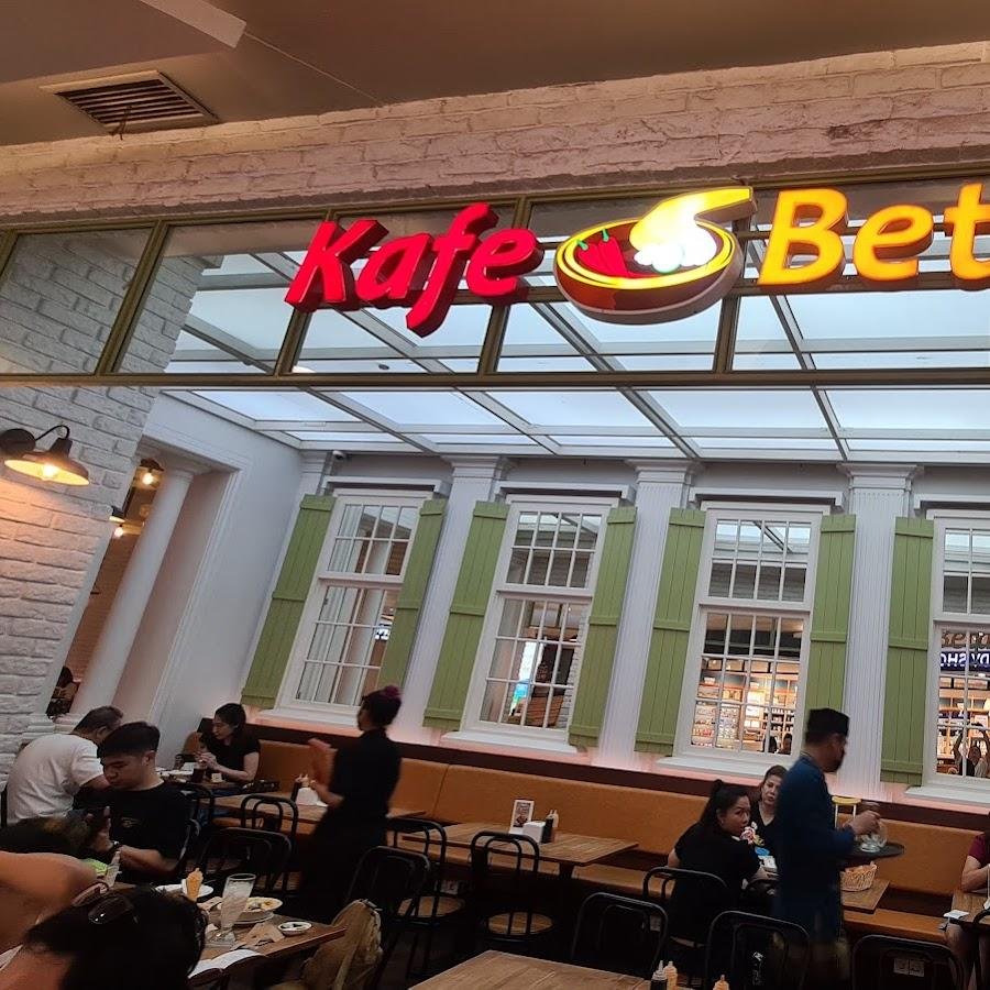 Kafe Betawi, Central Park