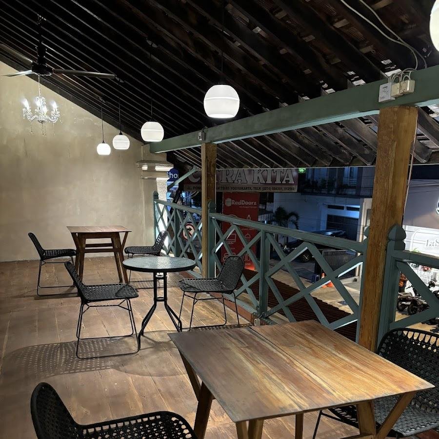 Dasawarsa Coffee Roasters and Dining, Jetis